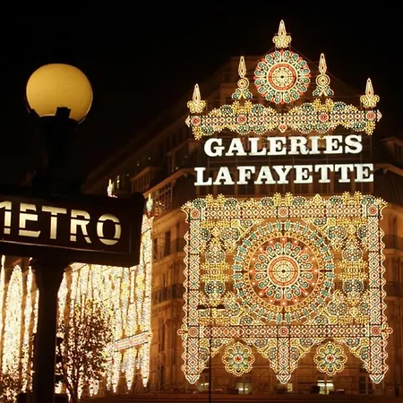 Appartamento In The Heart Of Parigi